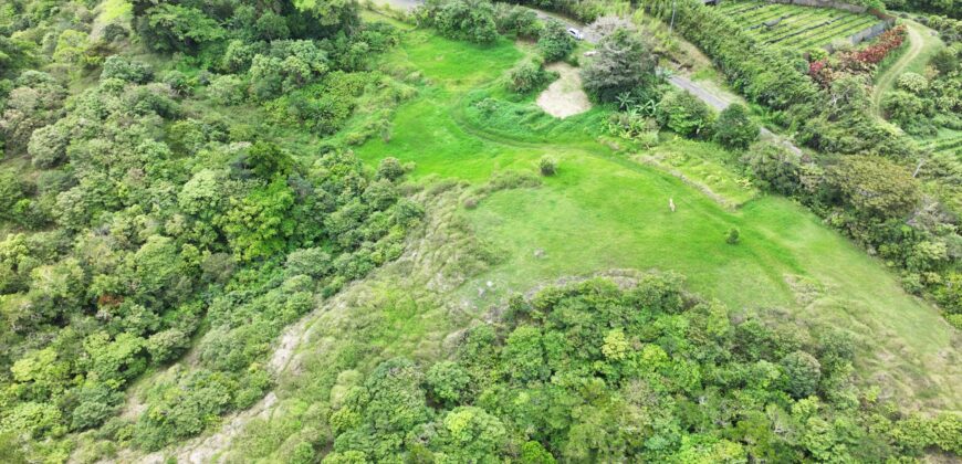Mountain Property located in San Jeronimo, San José