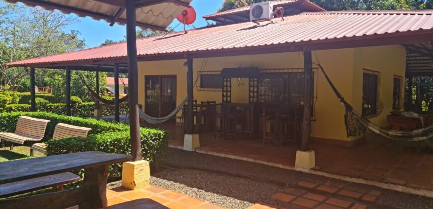 Beautiful Villa for sale in San Mateo, Alajuela!